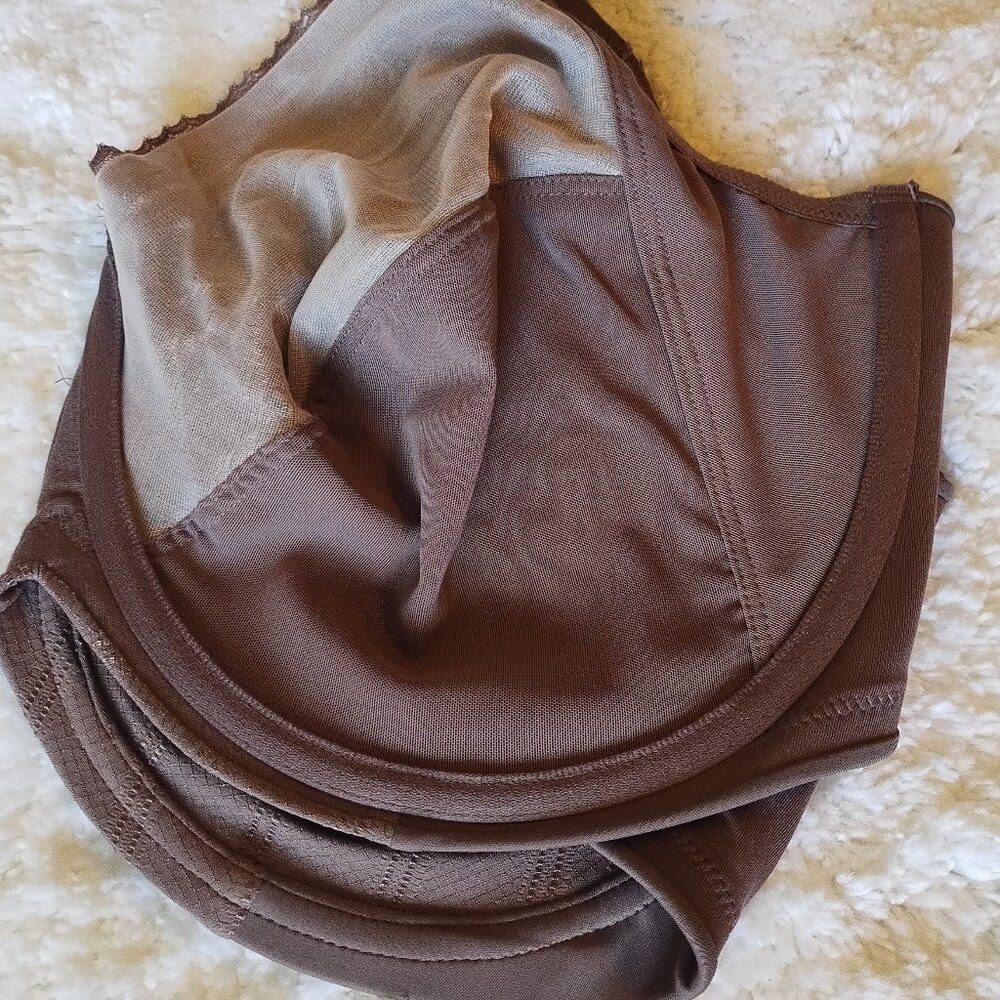 Lillyette Enchanted Minimizer 3 Bra Set - Picture 8 of 11